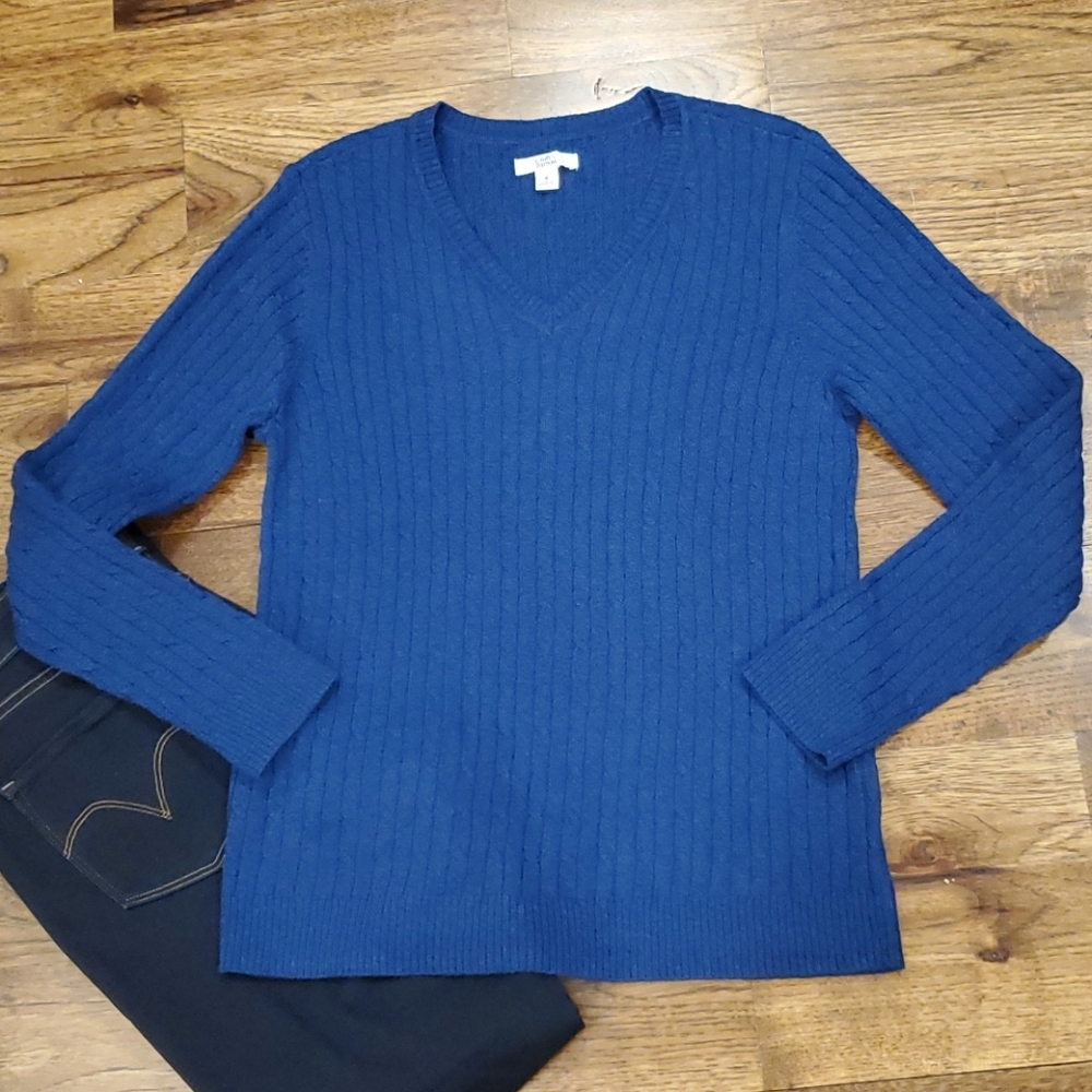 Womens Croft & Barrow navy v neck sweater size M